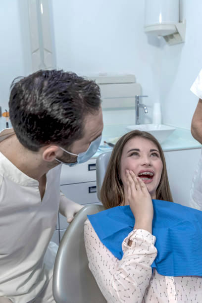 Best Emergency Cosmetic Dentistry (e.g., broken veneers) in Berwyn, IL