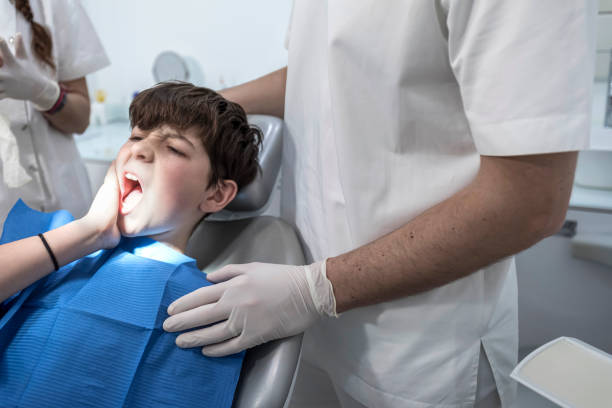 Best Broken or Chipped Tooth Repair in Berwyn, IL